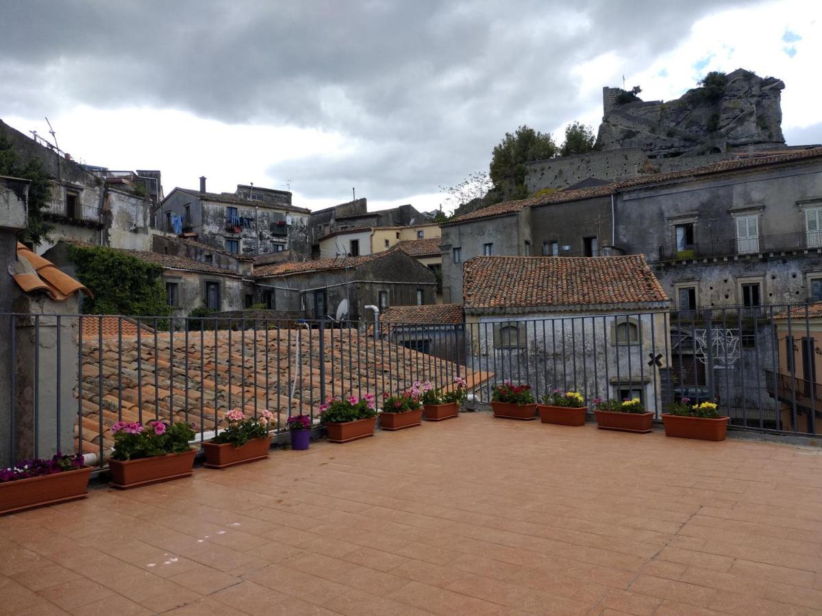 Casa Donna Franca Apartman Castiglione di Sicilia Kültér fotó