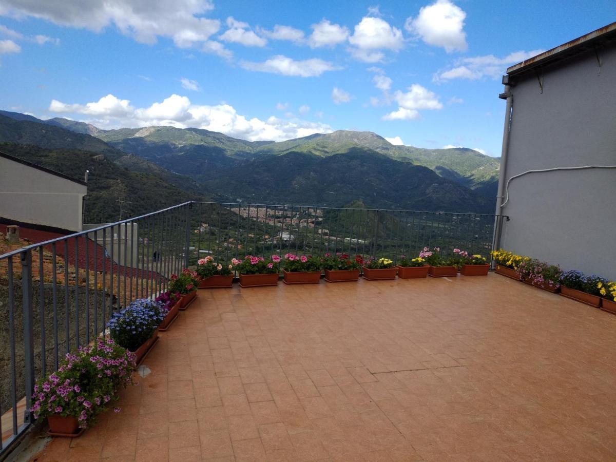 Casa Donna Franca Apartman Castiglione di Sicilia Kültér fotó